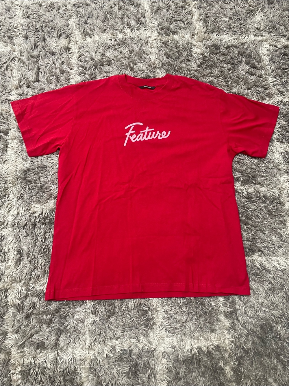 Feature Script Tee in Savvy Red
